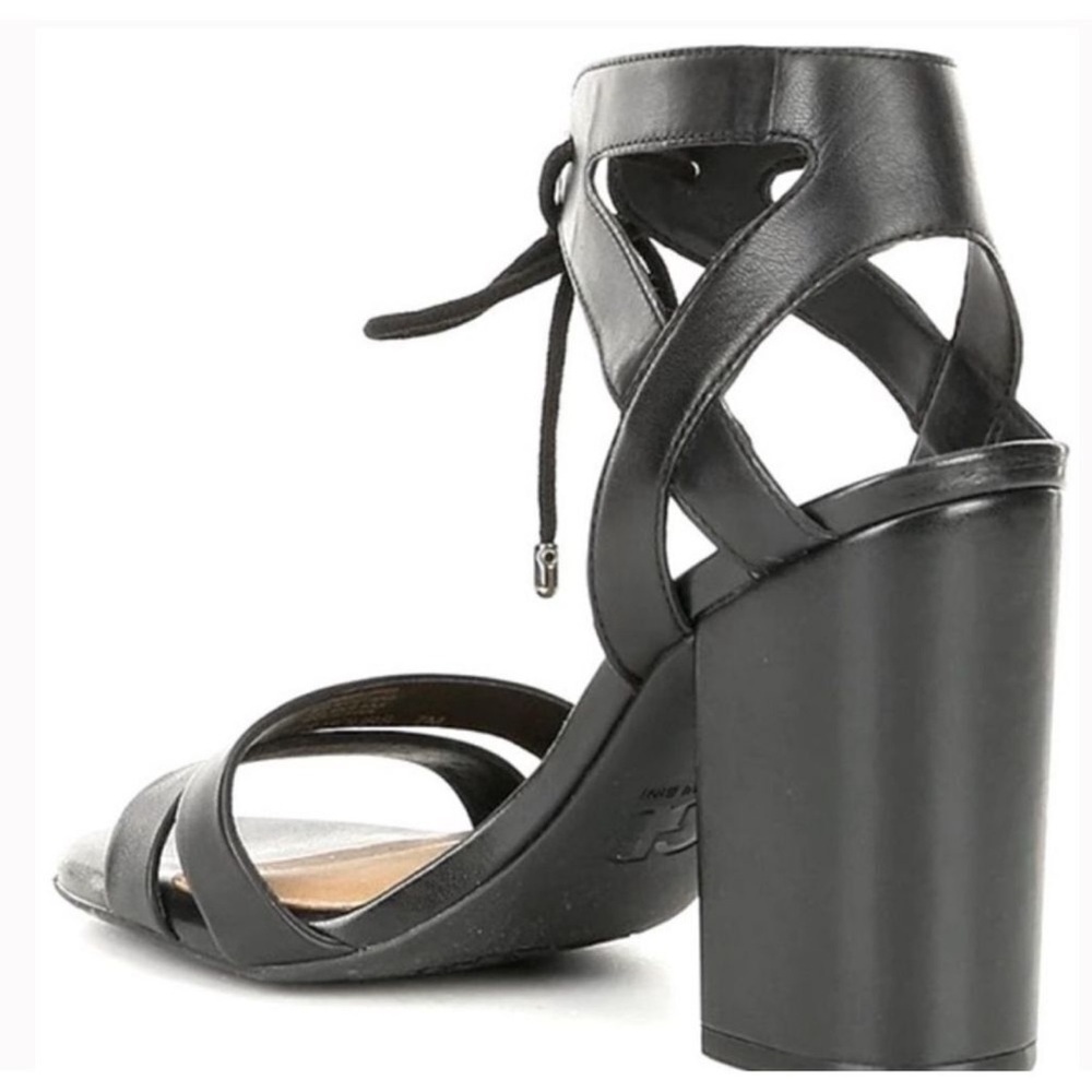 Gianni Bini Black Strappy Block Heel Sandals Size 7.5 - Picture 4 of 7
